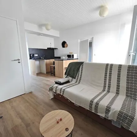 T2 A Proximite Des Commerces - 1 A 4 Pers - * Langon (Gironde)