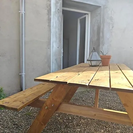 T2 A Proximite Des Commerces - 1 A 4 Pers - Apartman